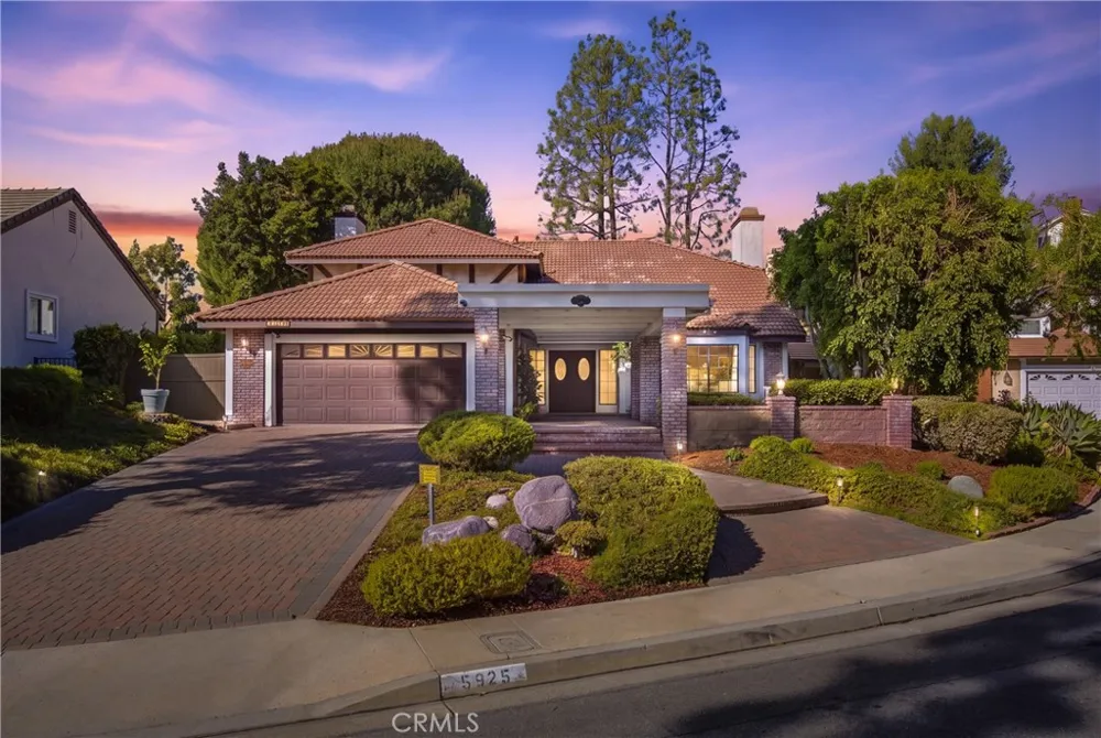 5925 E Settler Court Anaheim, CA 92807