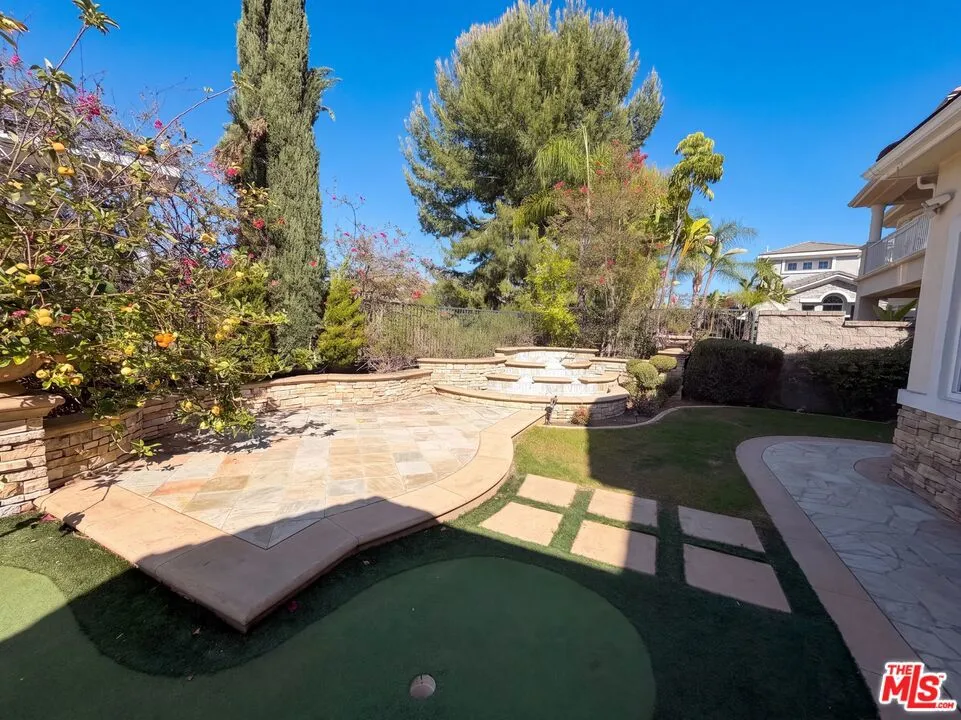 17109 Santa Cruz Court Yorba Linda, CA 92886