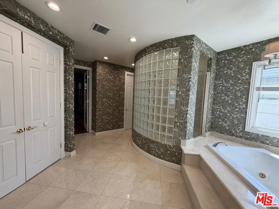 17109 Santa Cruz Court Yorba Linda, CA 92886
