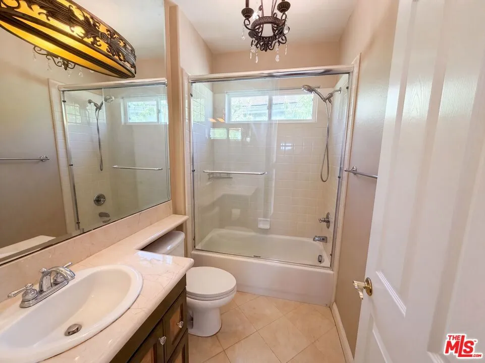 17109 Santa Cruz Court Yorba Linda, CA 92886