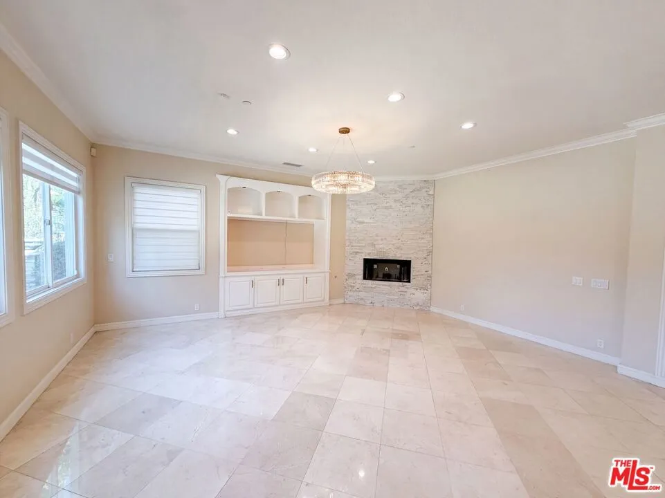 17109 Santa Cruz Court Yorba Linda, CA 92886