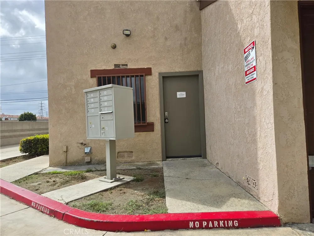 2755 W Ball Road #2 Anaheim, CA 92804