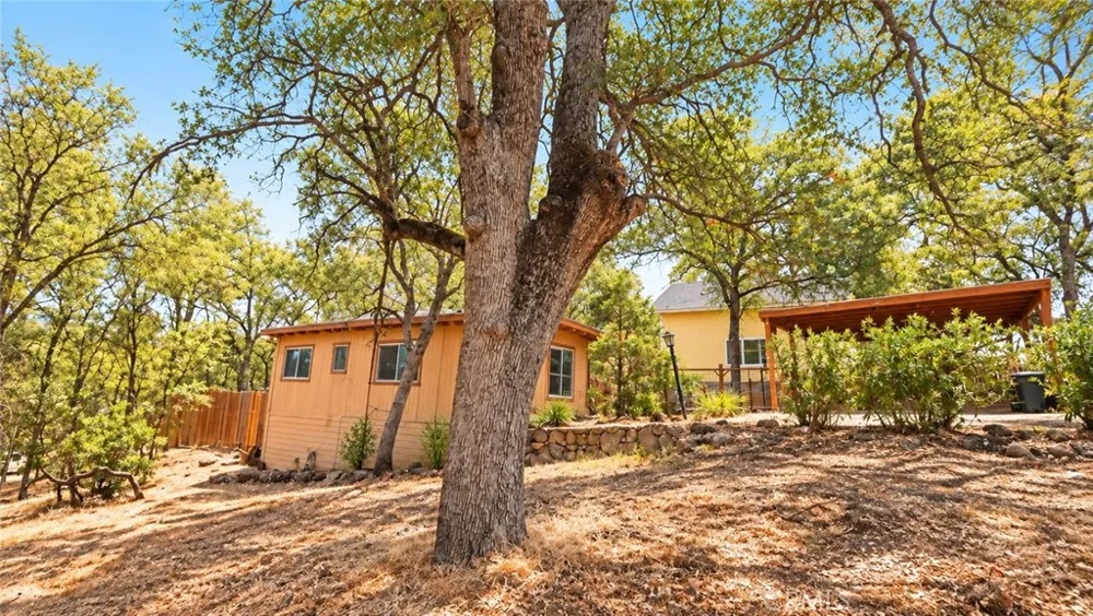 15560 32nd Avenue Clearlake, CA 95422