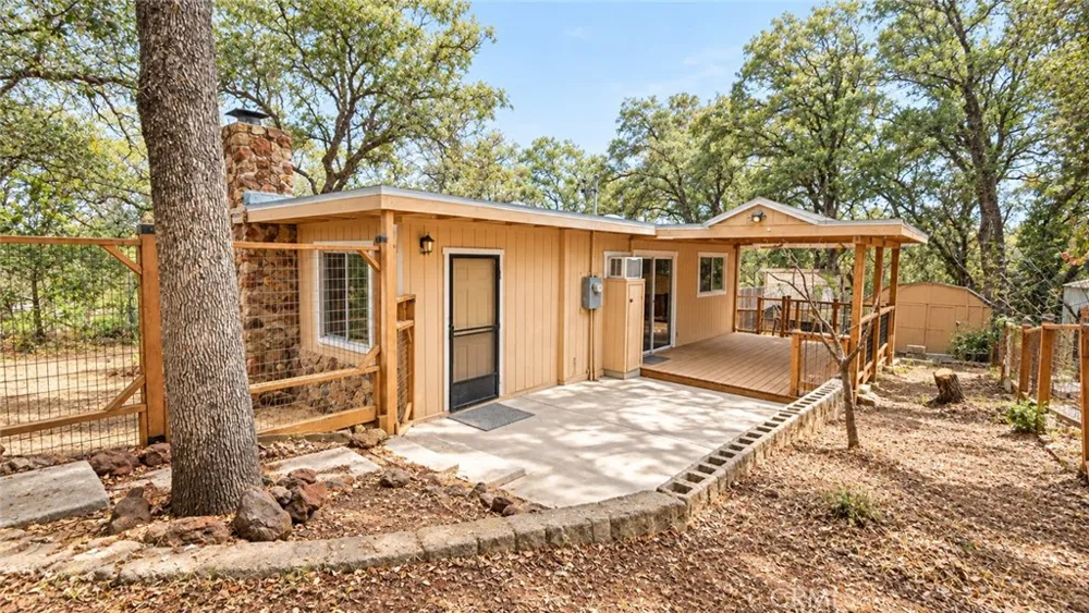 15560 32nd Avenue Clearlake, CA 95422
