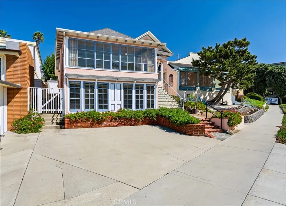 624 Esplanade Redondo Beach, CA 90277