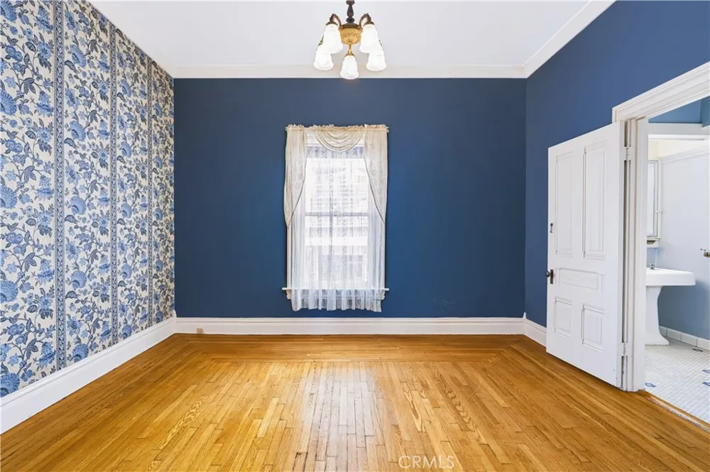 624 Esplanade Redondo Beach, CA 90277