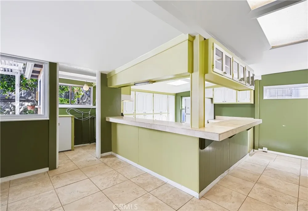 624 Esplanade Redondo Beach, CA 90277
