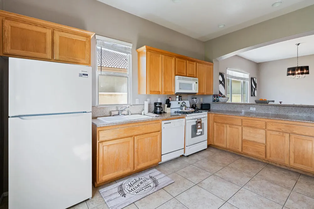 49418 Wayne Street Indio, CA 92201
