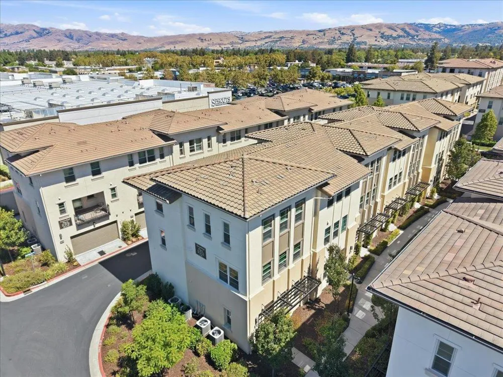 966 Arrowleaf Place San Jose, CA 95131