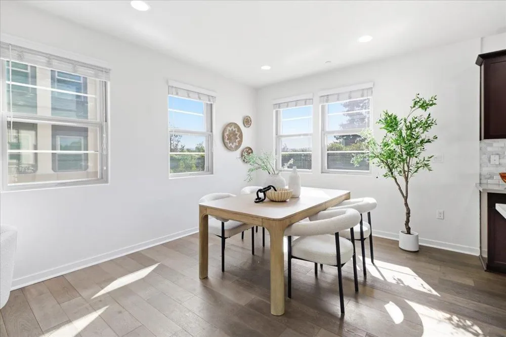966 Arrowleaf Place San Jose, CA 95131