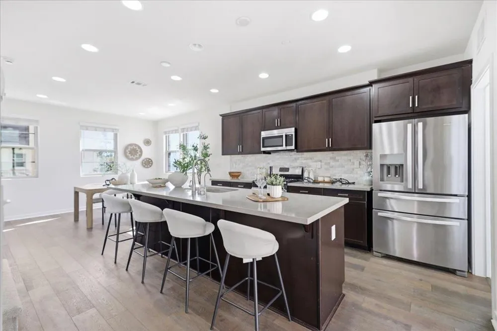 966 Arrowleaf Place San Jose, CA 95131
