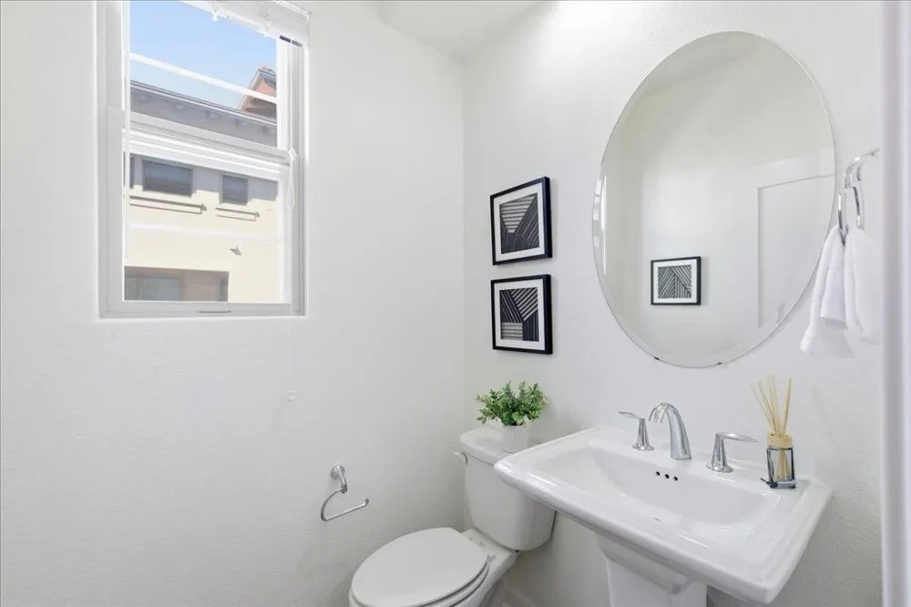 966 Arrowleaf Place San Jose, CA 95131