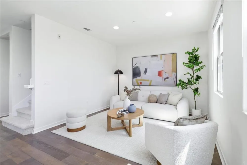 966 Arrowleaf Place San Jose, CA 95131