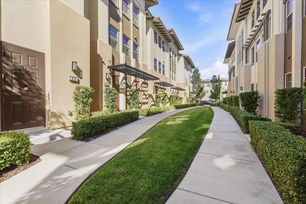 966 Arrowleaf Place San Jose, CA 95131