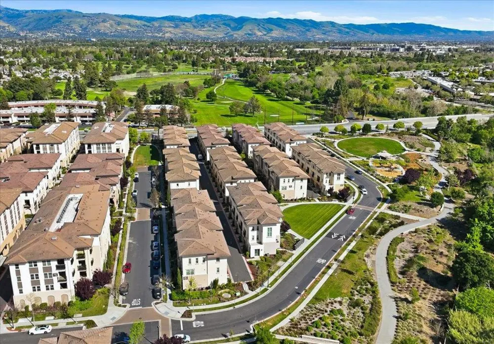 966 Arrowleaf Place San Jose, CA 95131