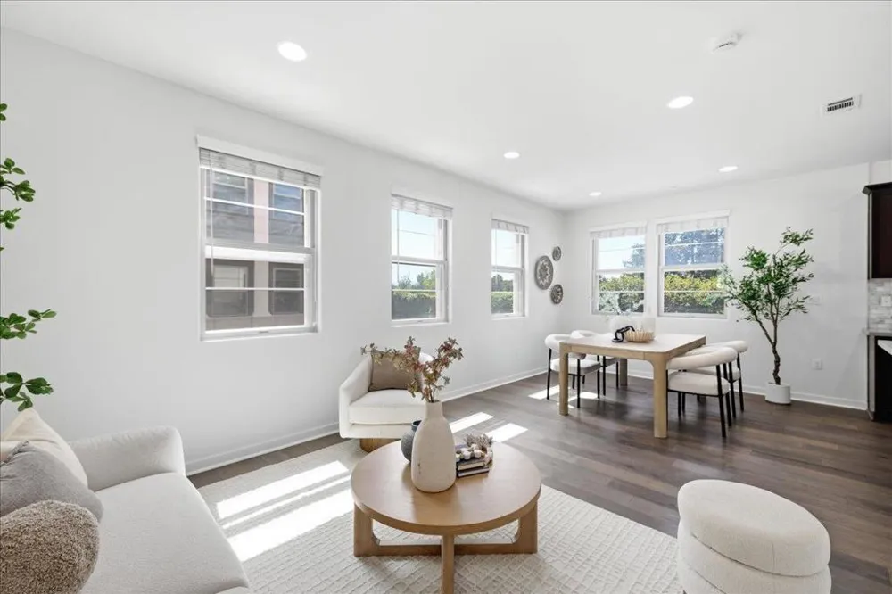 966 Arrowleaf Place San Jose, CA 95131