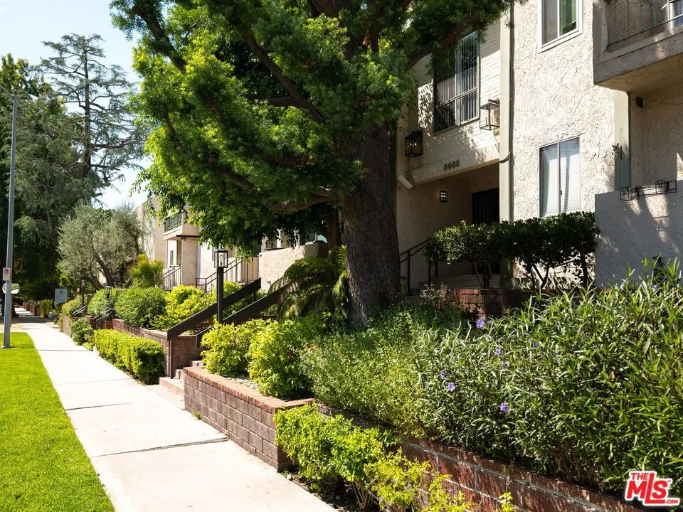 5055 Coldwater Canyon Avenue #114 Los Angeles, CA 91423