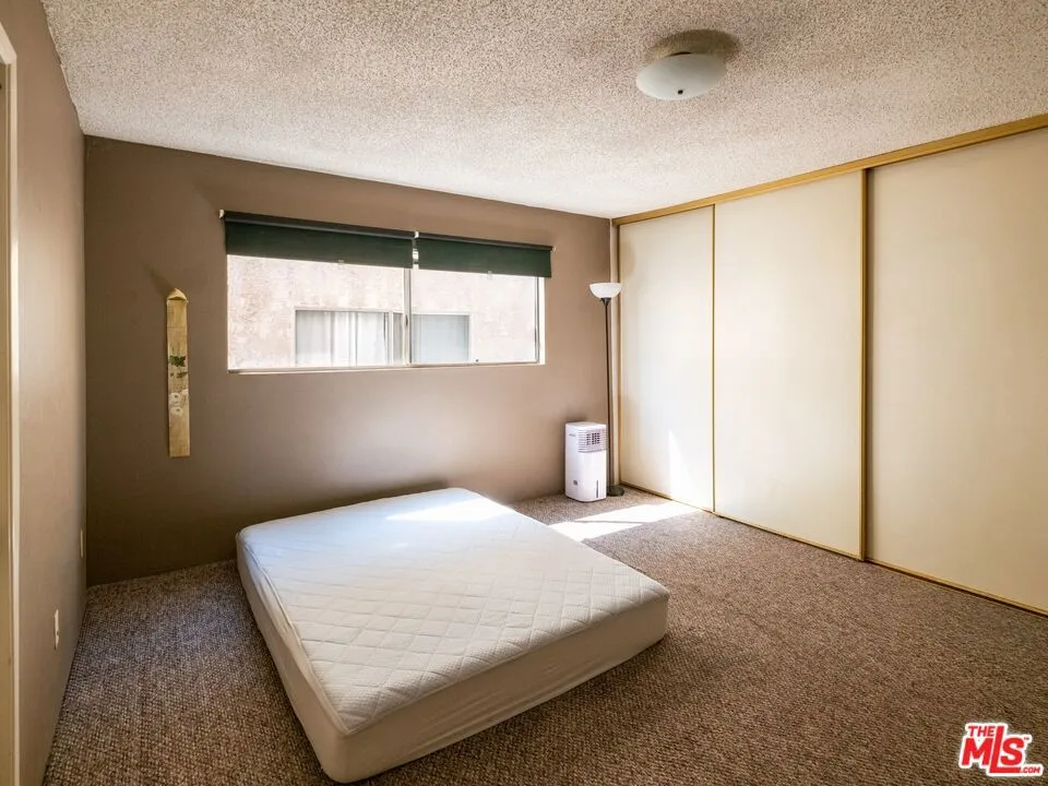 5055 Coldwater Canyon Avenue #114 Los Angeles, CA 91423