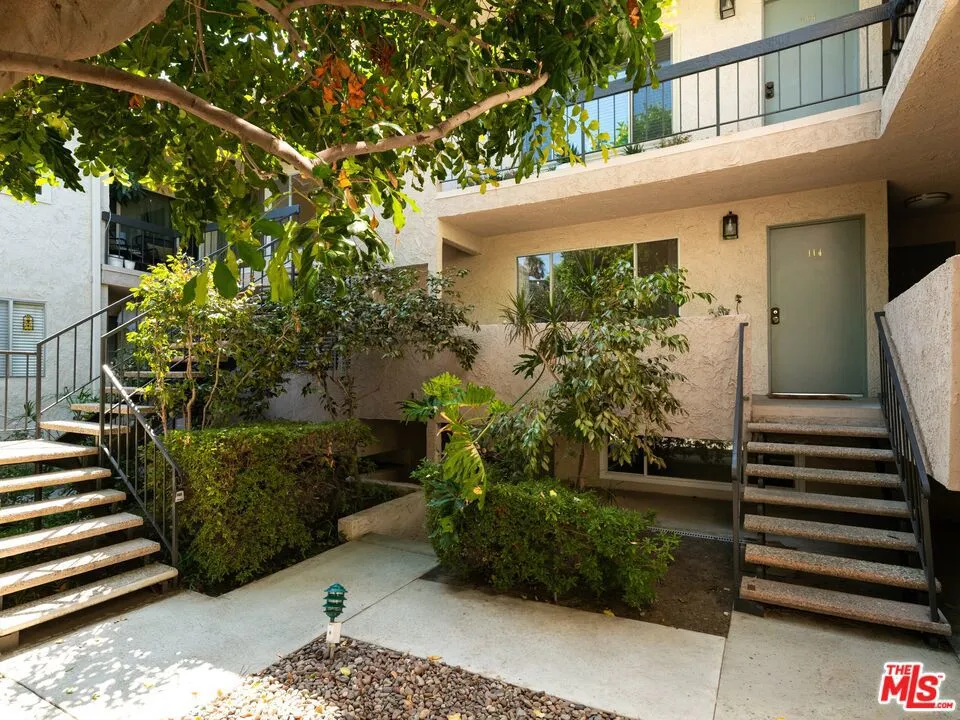 5055 Coldwater Canyon Avenue #114 Los Angeles, CA 91423
