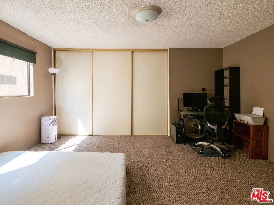 5055 Coldwater Canyon Avenue #114 Los Angeles, CA 91423