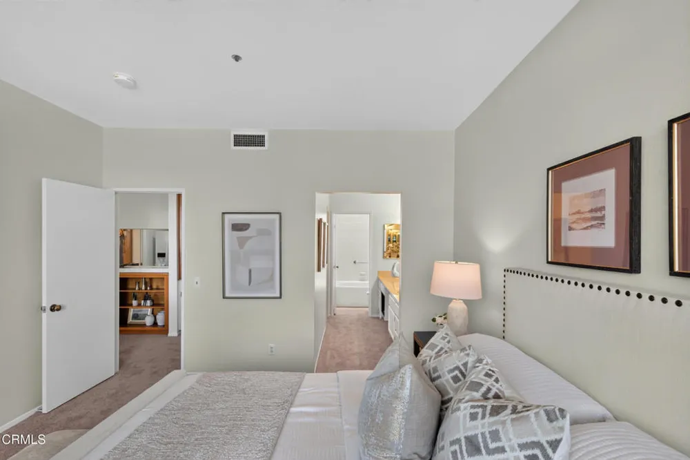 245 S Holliston Avenue #309 Pasadena, CA 91106