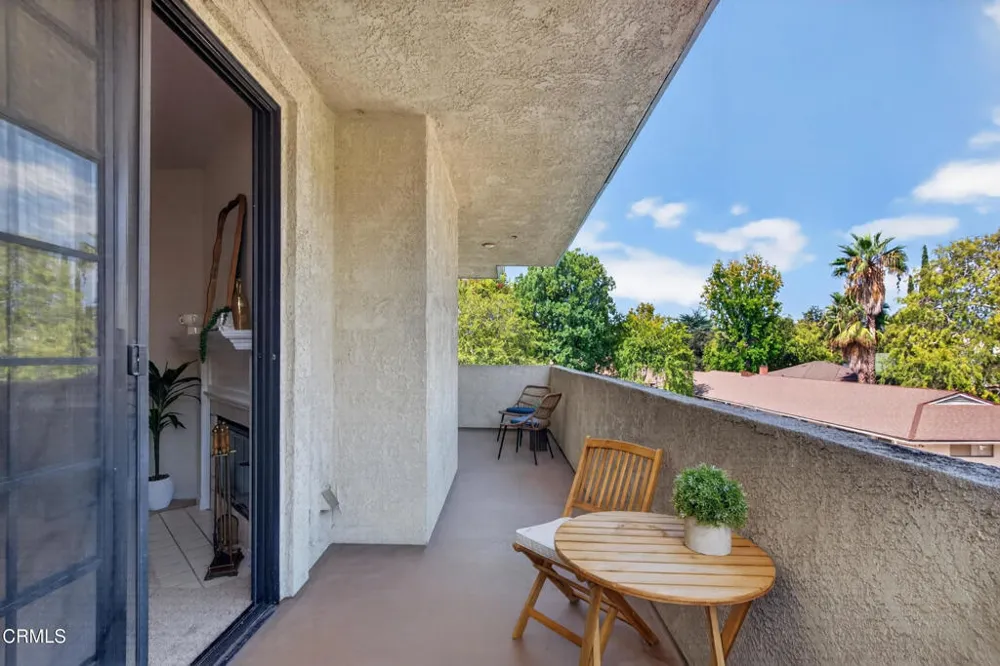 245 S Holliston Avenue #309 Pasadena, CA 91106