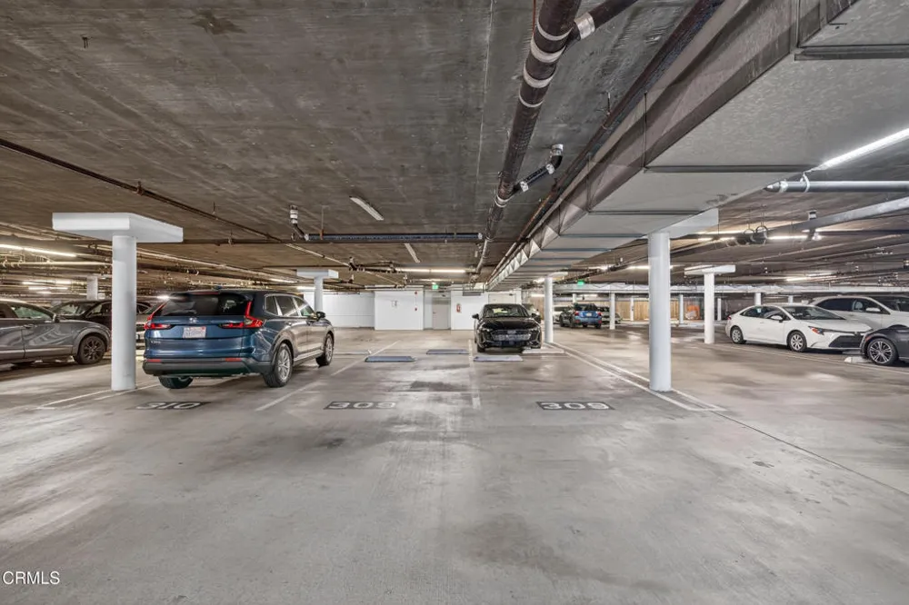 245 S Holliston Avenue #309 Pasadena, CA 91106