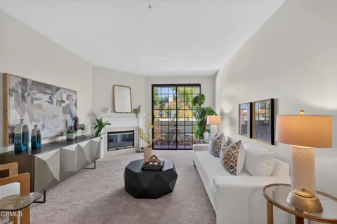 245 S Holliston Avenue #309