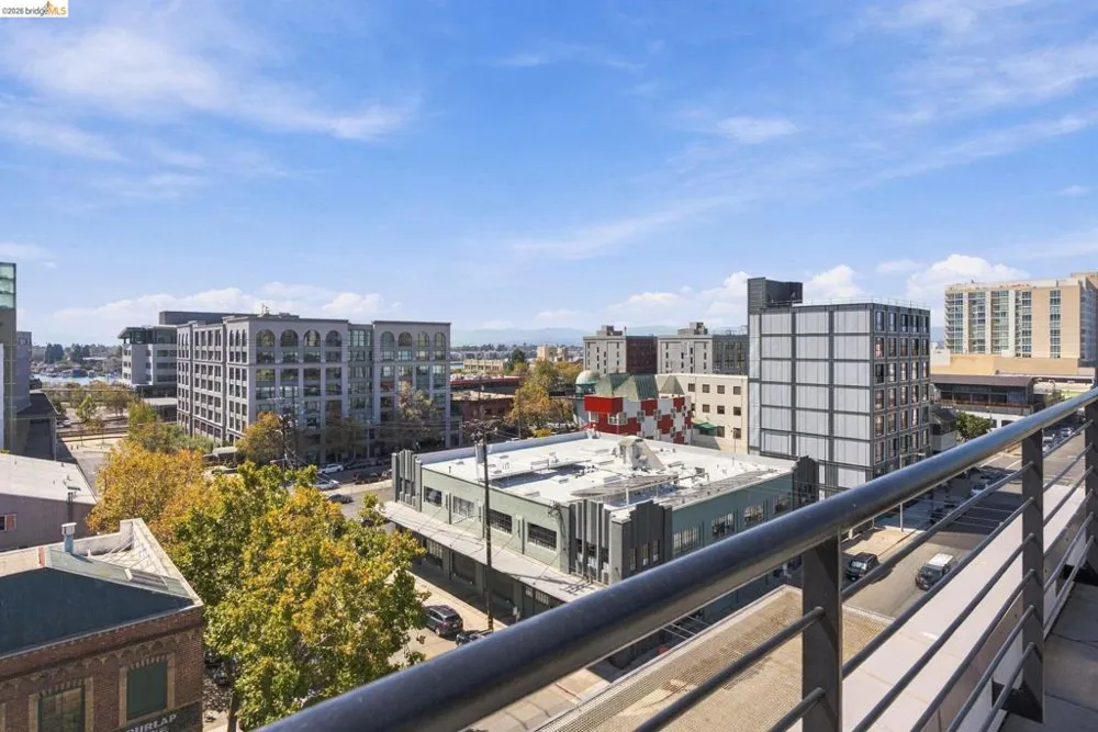 288 3rd st #408 Oakland, CA 94607