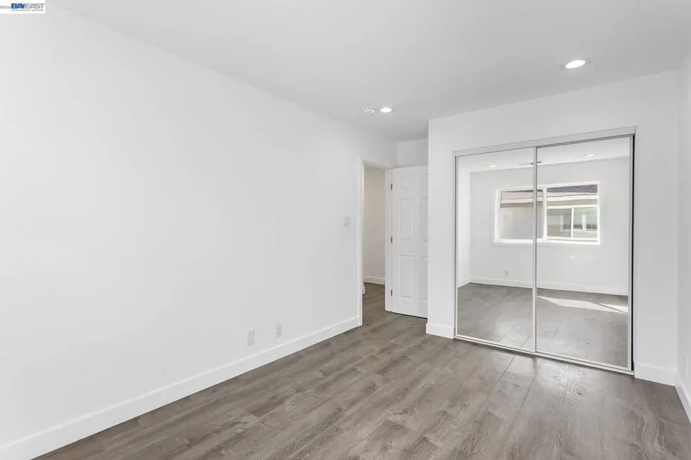 1387 Del Rio Cir #B Concord, CA 94518
