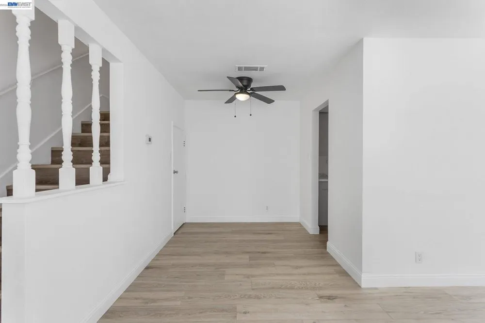 1387 Del Rio Cir #B Concord, CA 94518
