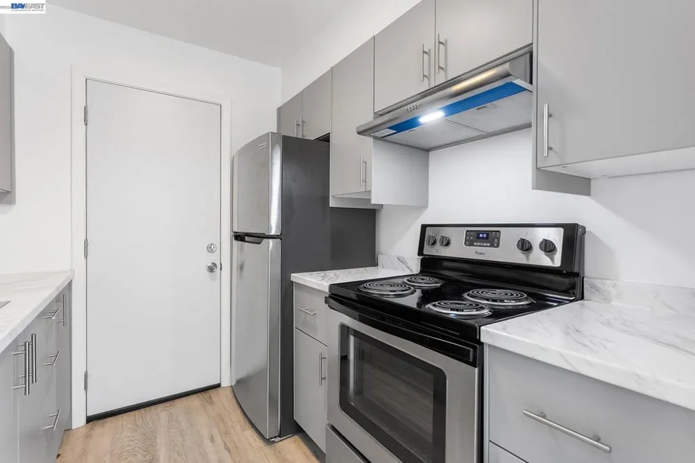 1387 Del Rio Cir #B Concord, CA 94518