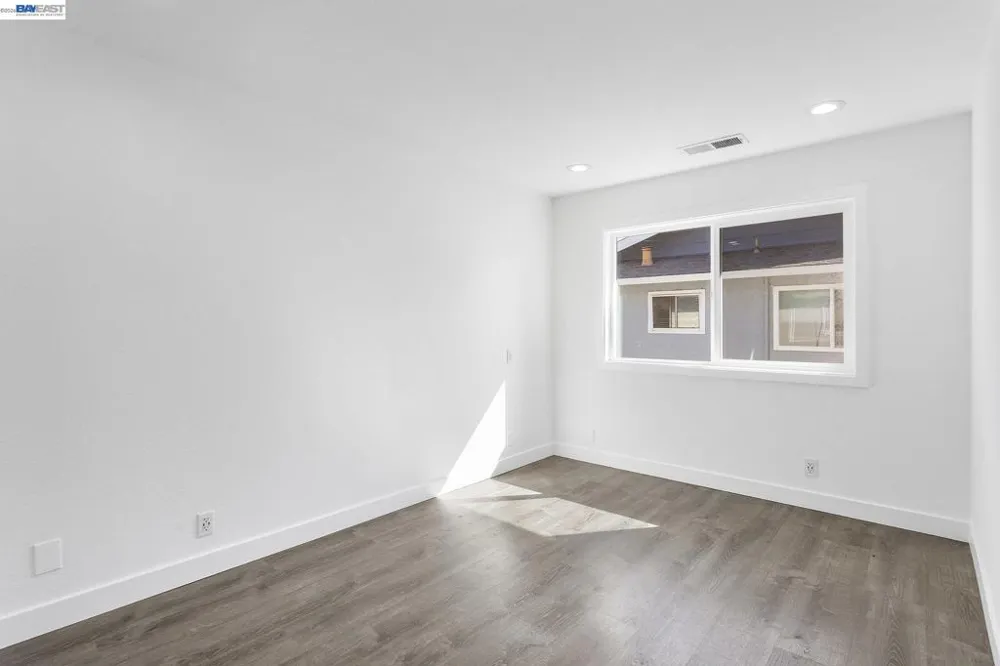 1387 Del Rio Cir #B Concord, CA 94518