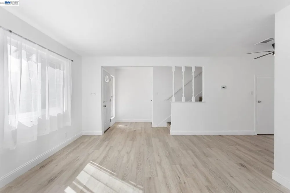 1387 Del Rio Cir #B Concord, CA 94518