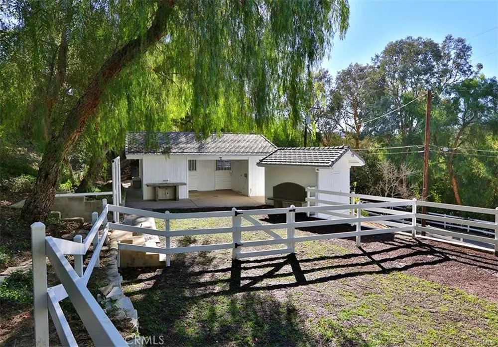 24944 JIM BRIDGER ROAD Hidden Hills, CA 91302