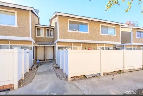 2321 S Magnolia Avenue #6E