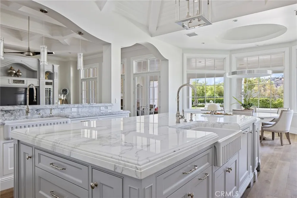 24100 HIDDEN RIDGE ROAD Hidden Hills, CA 91302