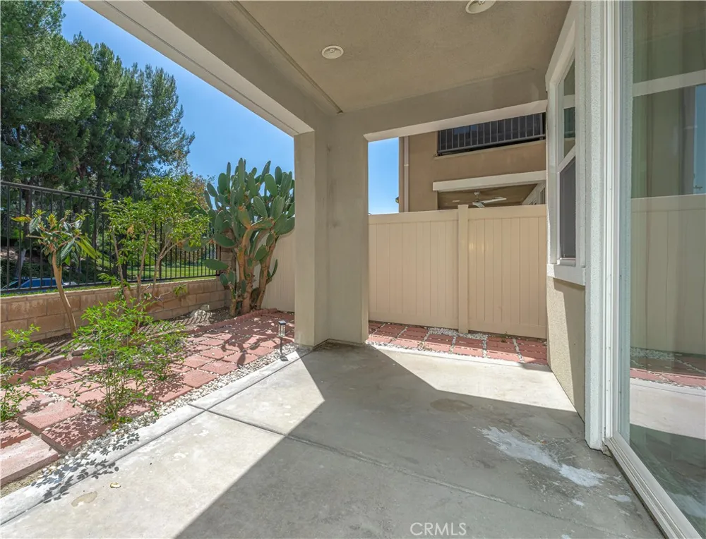 22 Willow Way Lake Forest, CA 92630