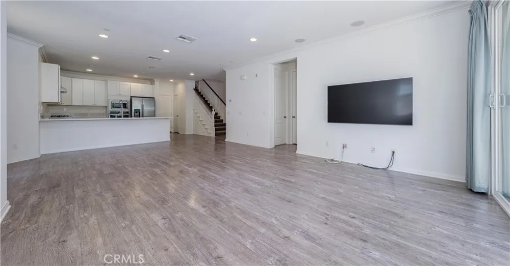 22 Willow Way Lake Forest, CA 92630