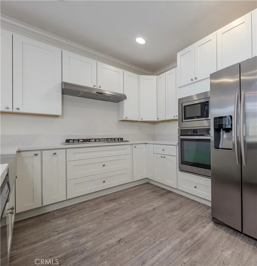 22 Willow Way Lake Forest, CA 92630