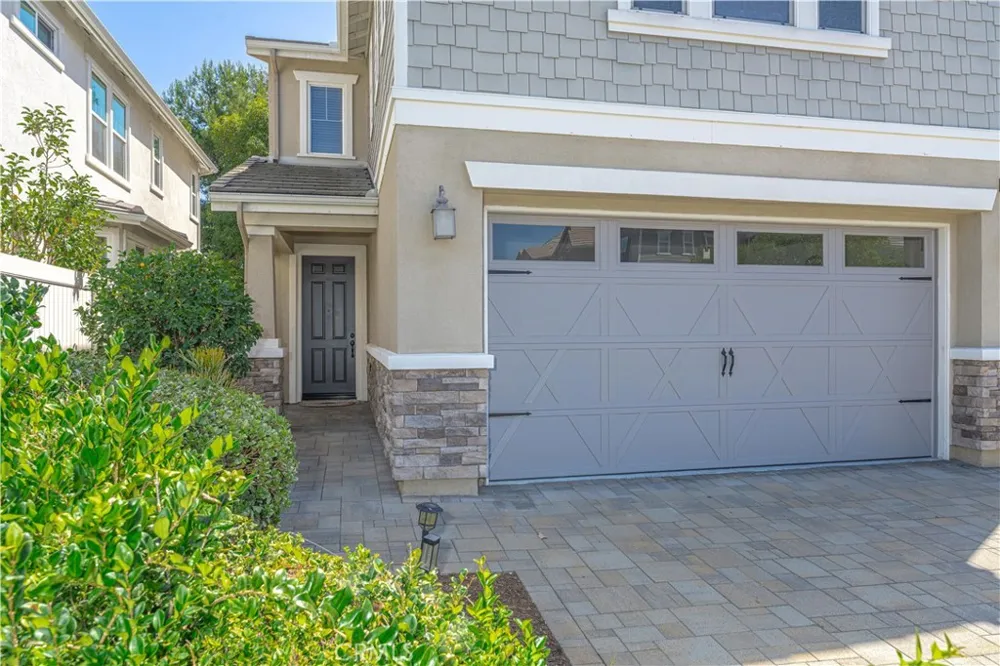 22 Willow Way Lake Forest, CA 92630