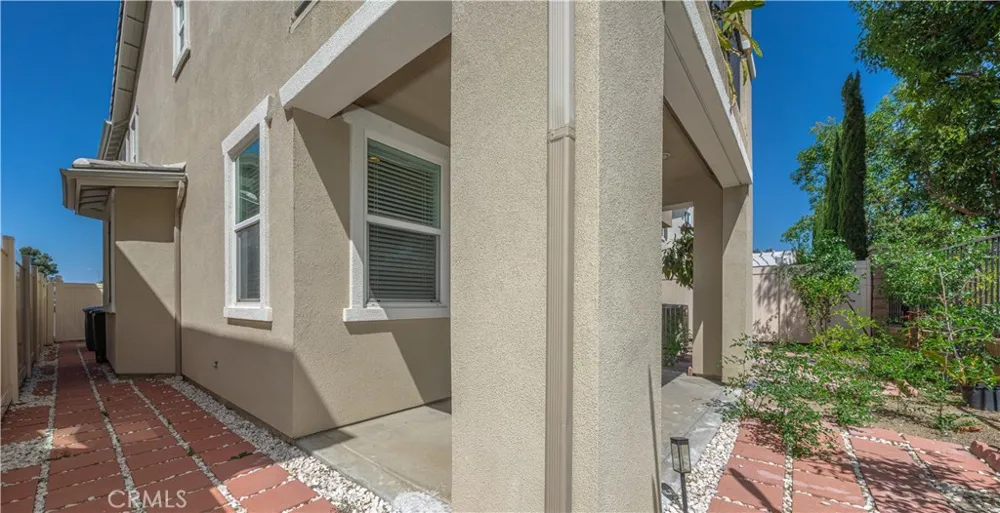 22 Willow Way Lake Forest, CA 92630