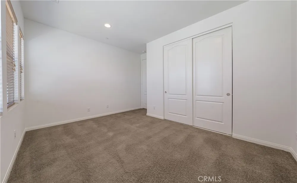 22 Willow Way Lake Forest, CA 92630