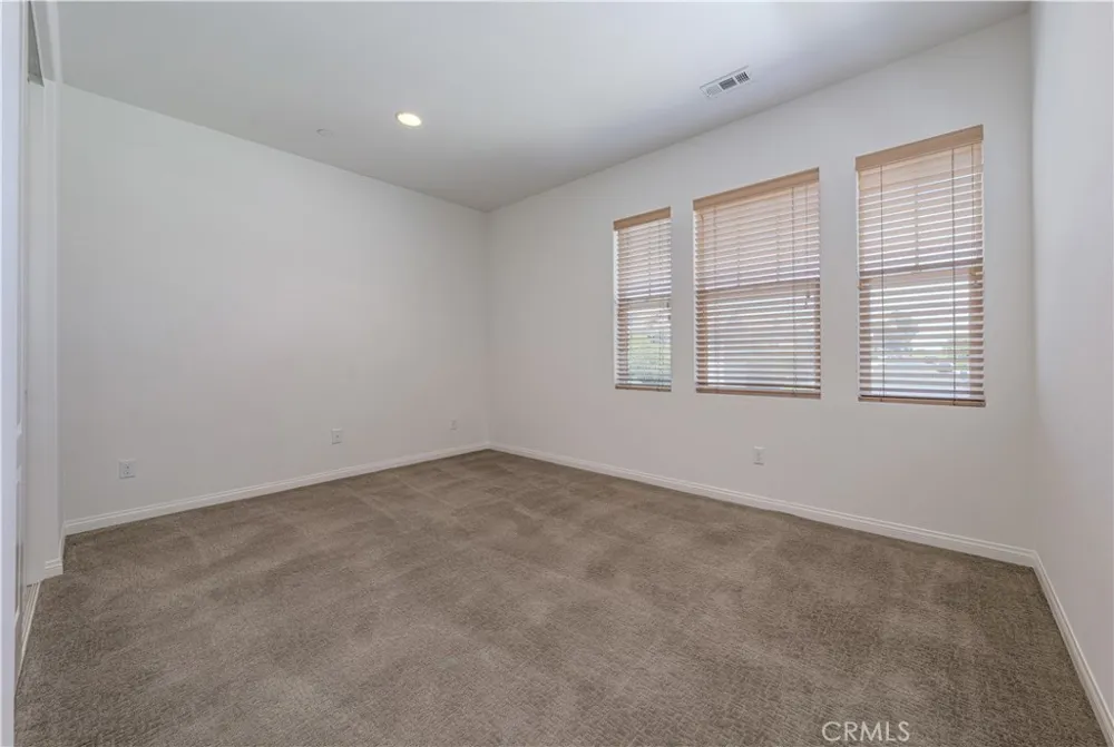 22 Willow Way Lake Forest, CA 92630