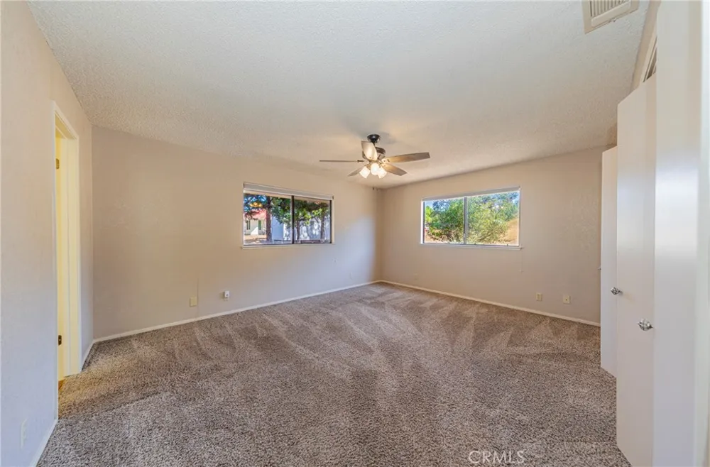 45453 Oakview Oakhurst, CA 93644