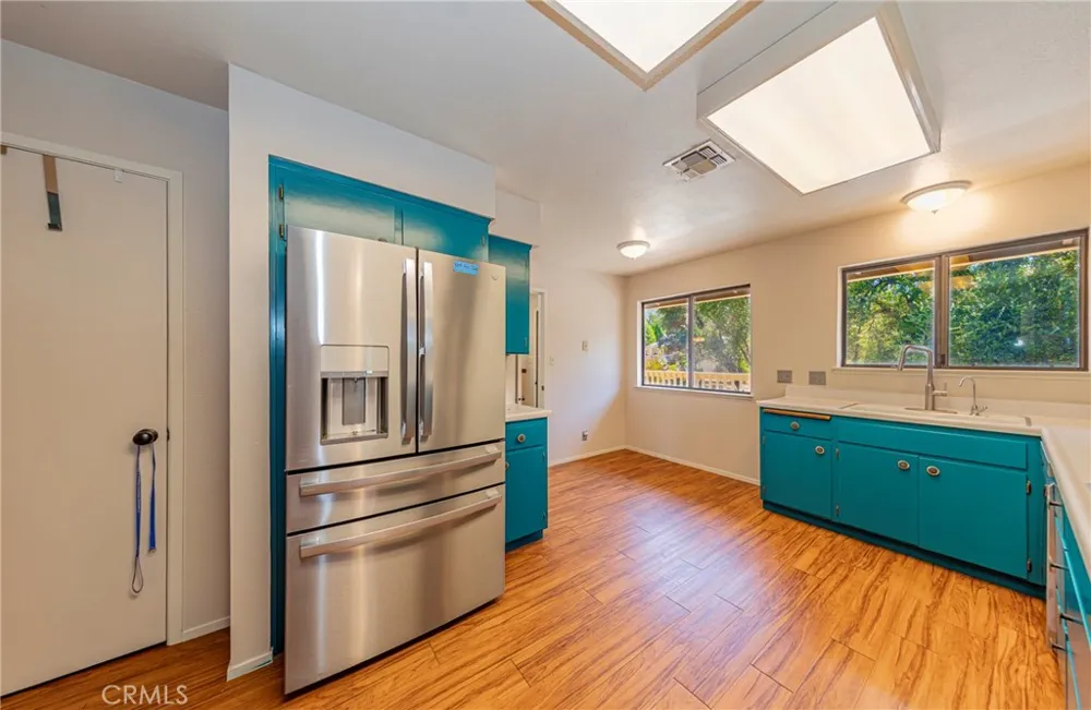 45453 Oakview Oakhurst, CA 93644