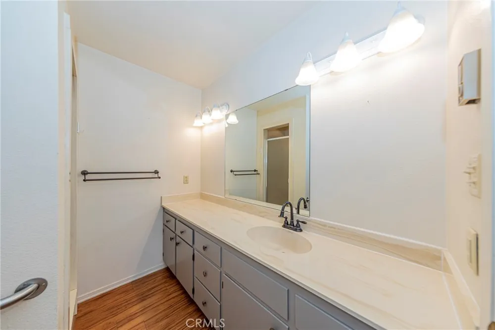 45453 Oakview Oakhurst, CA 93644