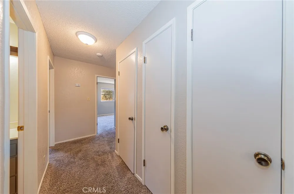 45453 Oakview Oakhurst, CA 93644