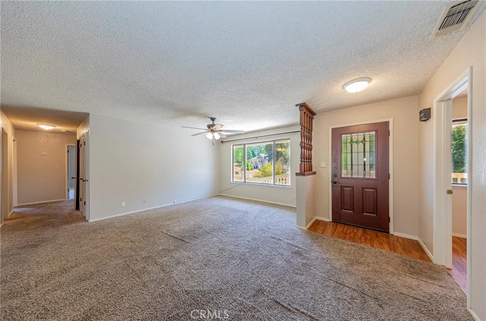 45453 Oakview Oakhurst, CA 93644
