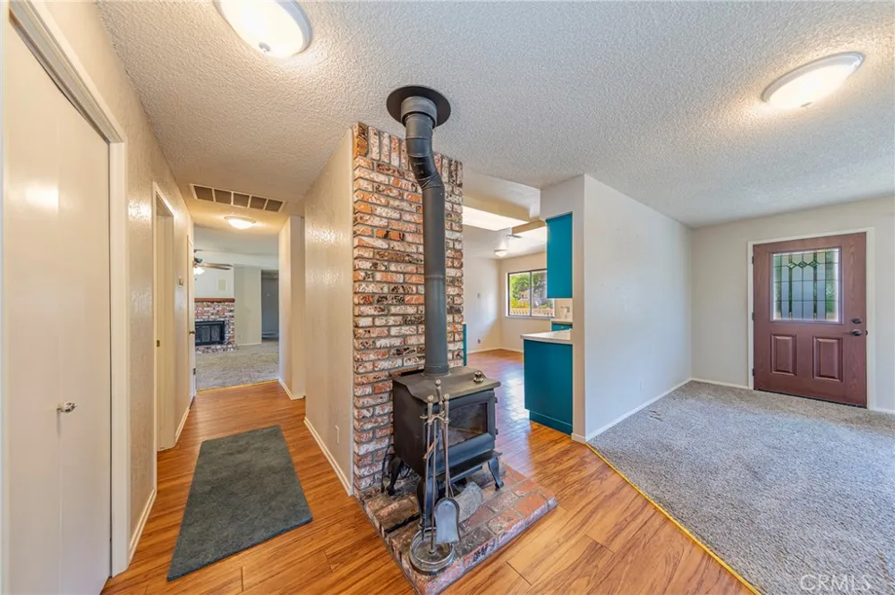 45453 Oakview Oakhurst, CA 93644